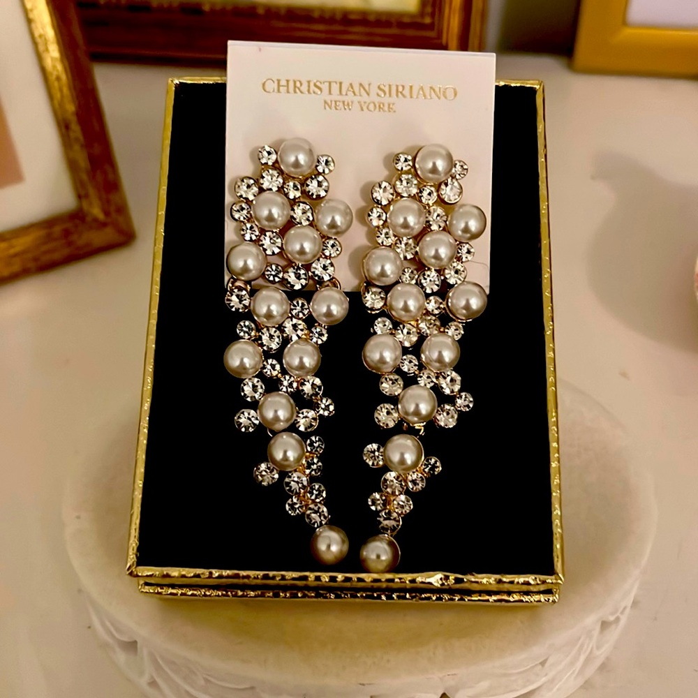 Fabulous pearl rhinestone gold drop earrings - Christian Siriano NWT